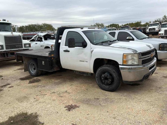 2013 CHEVROLET SILVERADO 3500HD CC