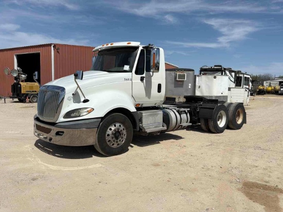 2015 INTERNATIONAL LF687