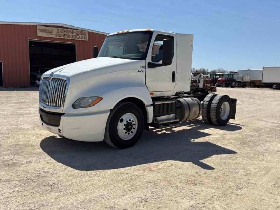 2018 INTERNATIONAL LT625