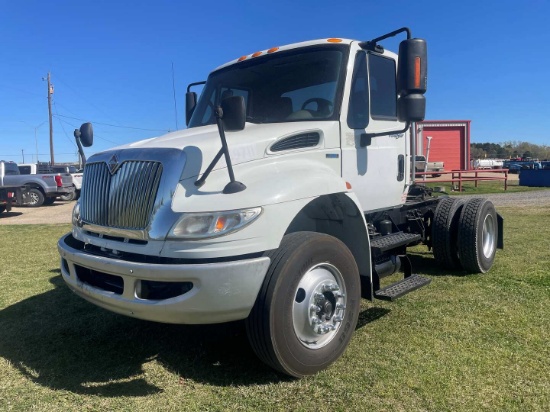 2010 INTERNATIONAL 4400
