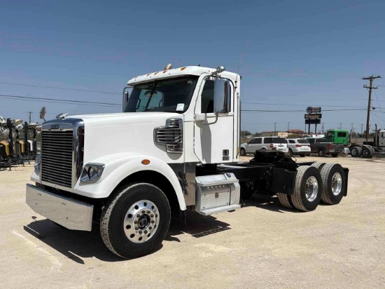 2015 FREIGHTLINER CORONADO