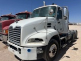 2012 MACK CXU (PINNACLE)