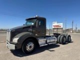2019 KENWORTH T880