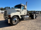 2016 MACK CHU613 DAYCAB