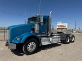2012 KENWORTH T800 DAYCAB