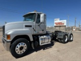 2019 MACK PINNACLE P164T DAYCAB