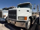 2003 MACK CH613 (INOPERABLE)