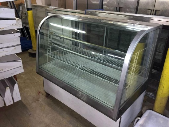 CURVED GLASS REFRIGERATED LIGHTED 58.5" DISPLAY CASE