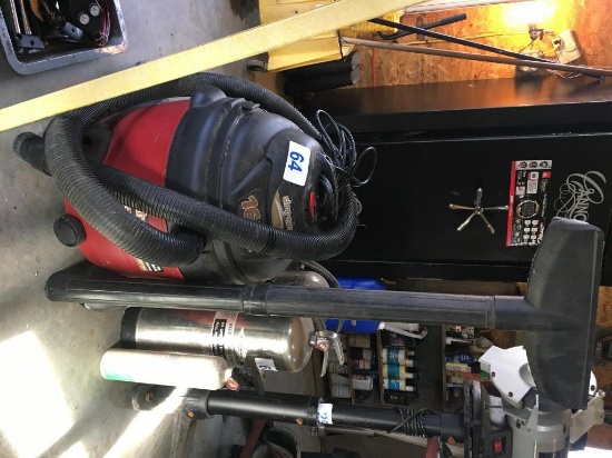 SHOP-VAC 16-GALLON WET/DRY VAC