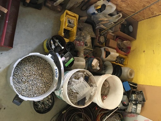 LOT OF ASSORTED AIRCRAFT FASTENERS