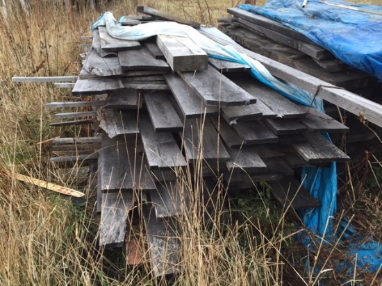 LIFT OF 1"x8' LUMBER