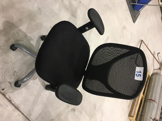 MULTI-TASK OFFICE CHAIR, BLACK, MESH BACK