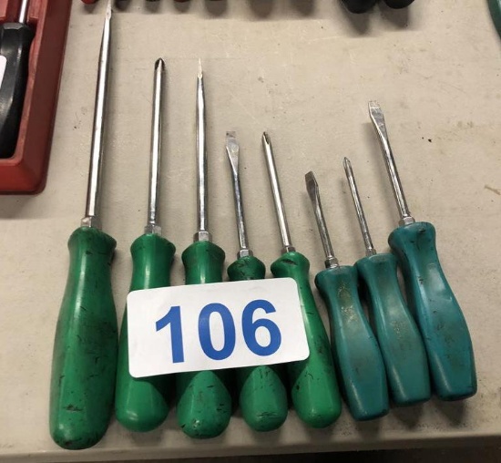 (SOLD BY THE PIECE BID PRICE TIMES QUANTITY) SNAP-ON SDDP SCREW DRIVERS