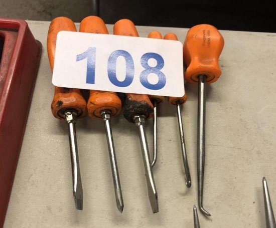 (SOLD BY THE PIECE BID PRICE TIMES QUANTITY) SNAP-ON SCREW DRIVERS, HOOKS & PICKS