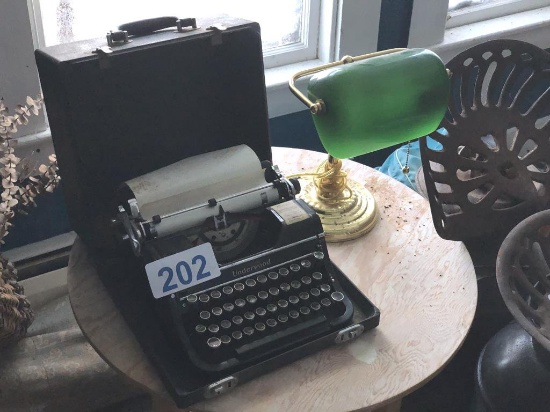 UNDERWOOD TYPEWRITER & LAMP