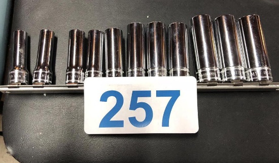 (SOLD BY THE PIECE BID PRICE TIMES QUANTITY) SNAP-ON 3/8" DRIVE METRIC SOCKETS