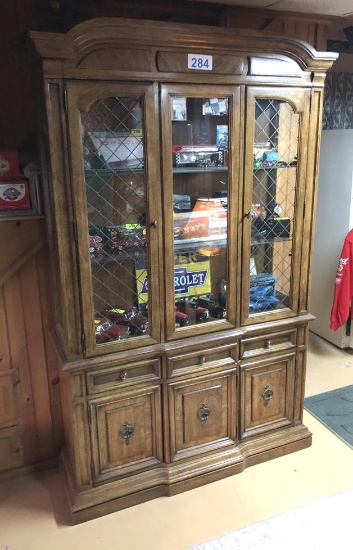 HUTCH, 49"x16"x79"h