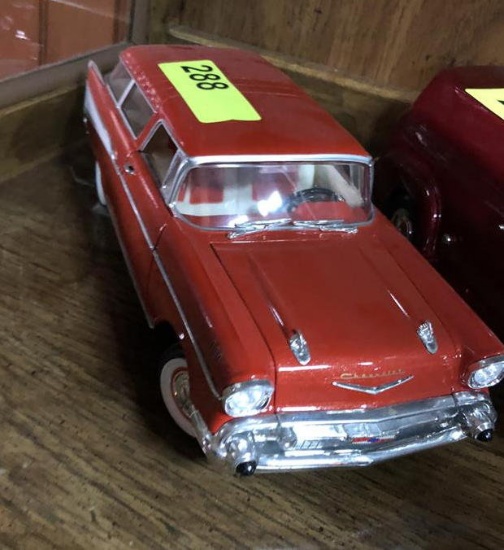 ROAD TOUGH 1957 CHEVROLET BEL AIR NOMAD 1/18 DIE CAST