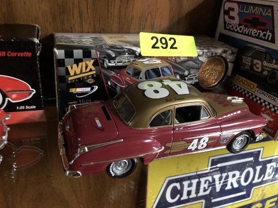 ERTL WIX FILTERS 1949 OLDSMOBILE ROCKET 88 DIE CAST