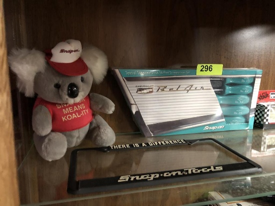 SNAP-ON CHEVROLET BEL-AIR SPECIAL COMMEMORATIVE SCREWDRIVER SET, PLATE FRAME & KOALA