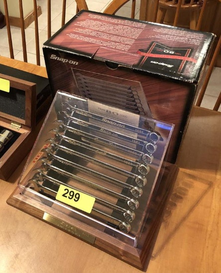 SNAP-ON 80th ANNIVERSARY 9-PIECE WRENCH SET W/ CASE