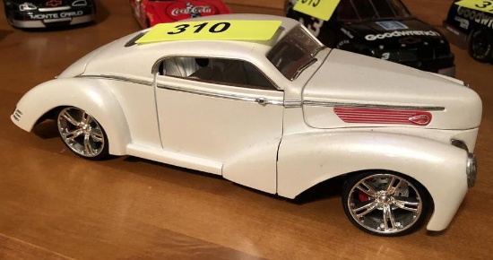 NAPA LINCOLN ZEPHYR 1/24 DIE CAST