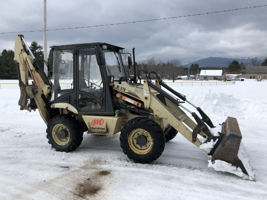 2003 INGERSOLL RAND BL570 4WD TRACTOR LOADER BACKHOE *BOOM REQUIRES REPAIR - SEE ADDITIONAL PHOTOS*