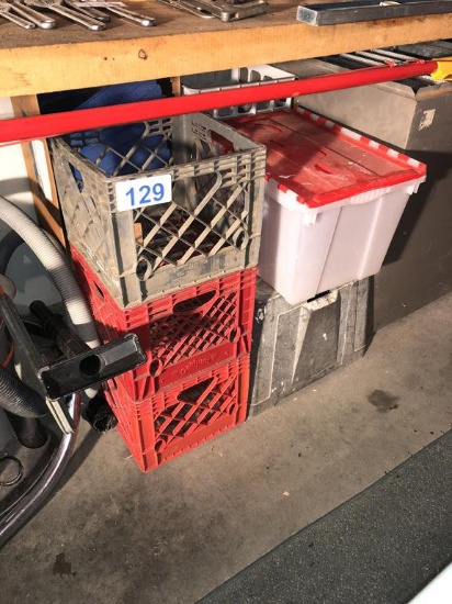 LOT OF CRATES & STAND