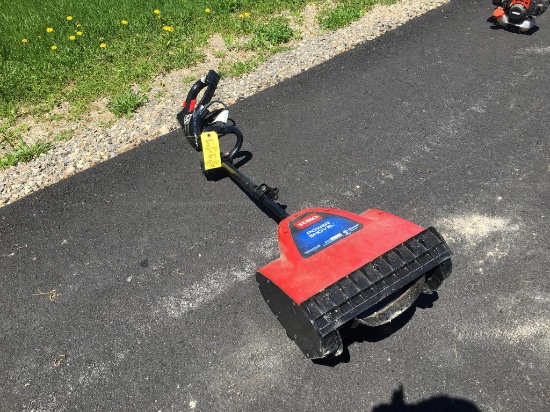 TORO POWER SHOVEL (LYMAN)