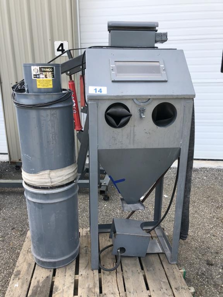 Trinco Dry Blast Cabinet Model 24 W Dry Blast Bp2 Dust Collector