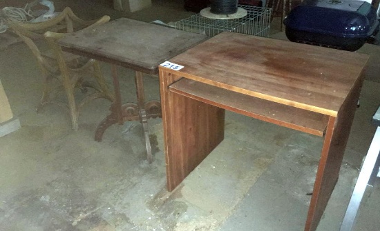 COMPUTER DESK & STANDS
