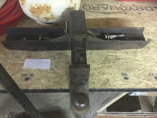 FORKLIFT BALL HITCH