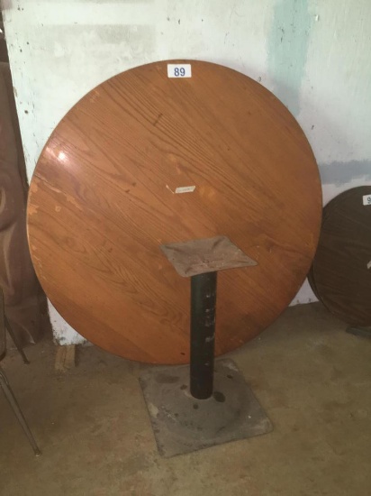 55" SINGLE PEDESTAL TABLE