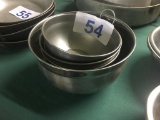 STAINLESS STEEL BOWLS: 6 & 8