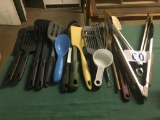LOT OF PLASTIC UTENSILS & (3) TONGS