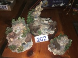 LOT OF BEAR DÉCOR