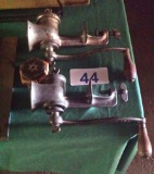 MANUAL MEAT GRINDERS
