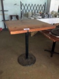 3' SINGLE PEDESTAL COCKTAIL TABLE