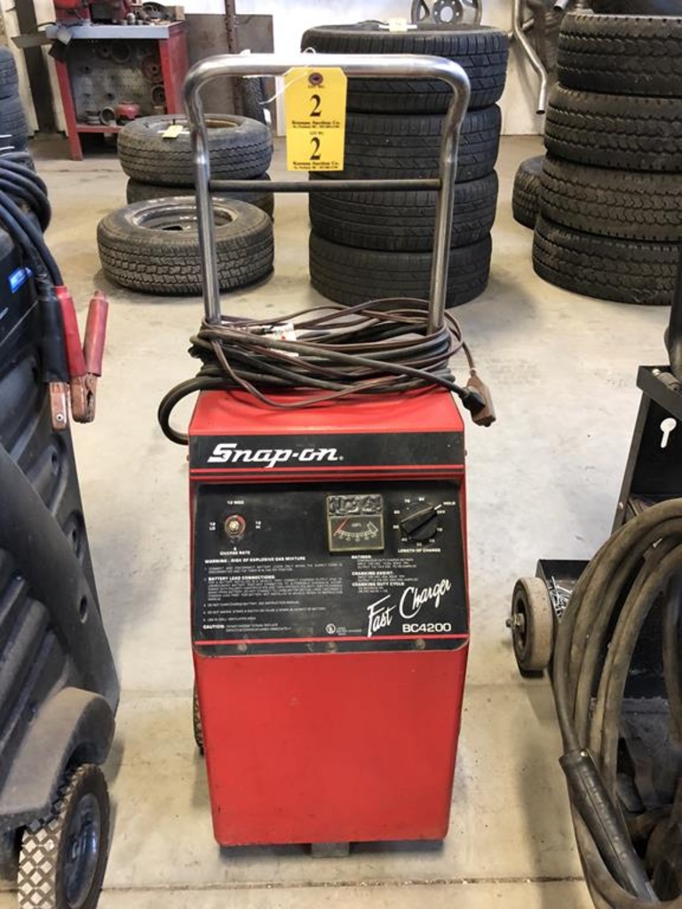 SNAPON FAST CHARGER BC4200, S/N 27925554 Industrial Machinery