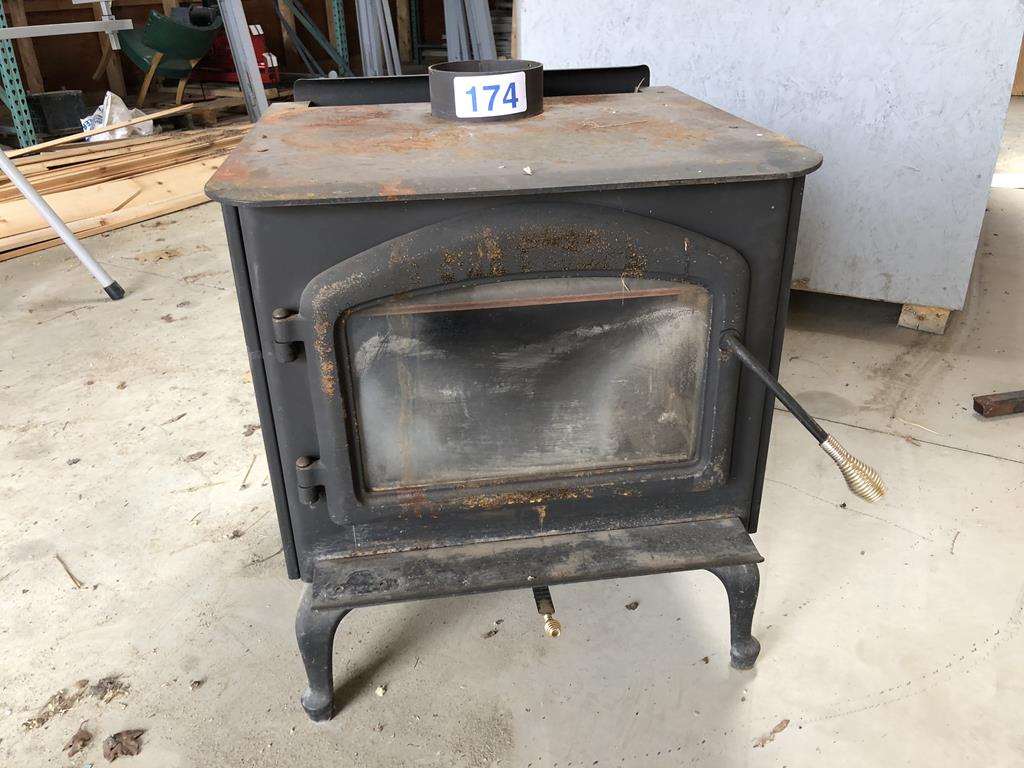 WARNOCK HERSEY 1400 WOOD STOVE | Proxibid