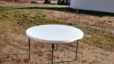 4' WHITE LIFETIME PLASTIC ROUND FOLDING TABLES