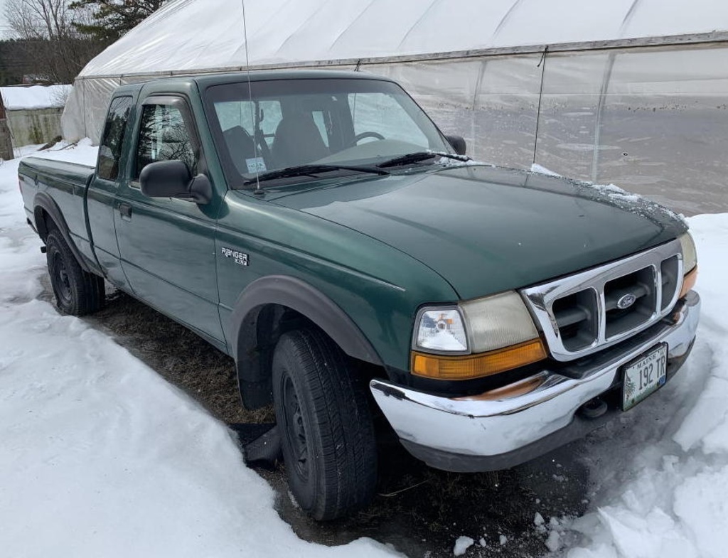 Lot 1999 Ford Ranger Xlt Extended Cab Pickup Truck