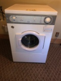 SPEED QUEEN COMMERCIAL HIGH EFFICIENCY WASHING MACHINE