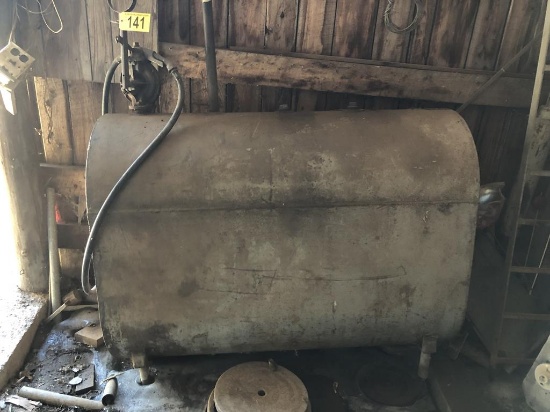 275 GALLON FUEL TANK W/ MANUAL PUMP