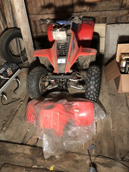 SUZUKI QUAD SPORT 230 2WD ATV W/ NEW SPARE COWLING