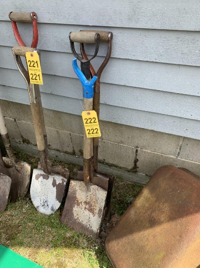 SHORT FLAT SHOVELS