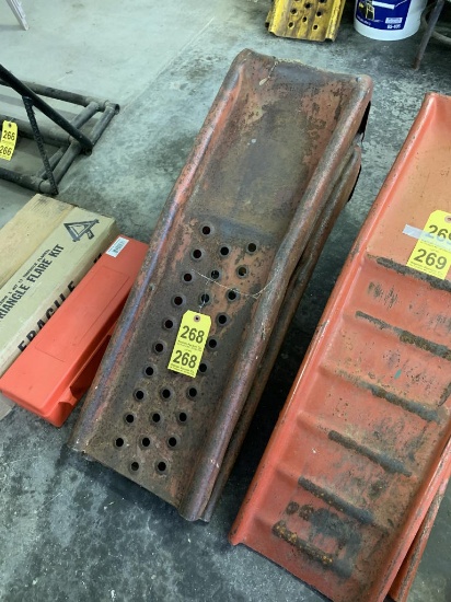 SET OF CAR RAMPS