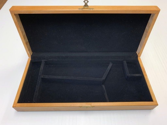 44 CAL PISTOL DISPLAY CASE