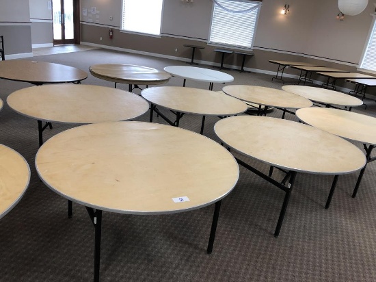 5' ROUND FOLDING BANQUET TABLES