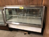 REFRIGERATED 5' BAKERY CASE